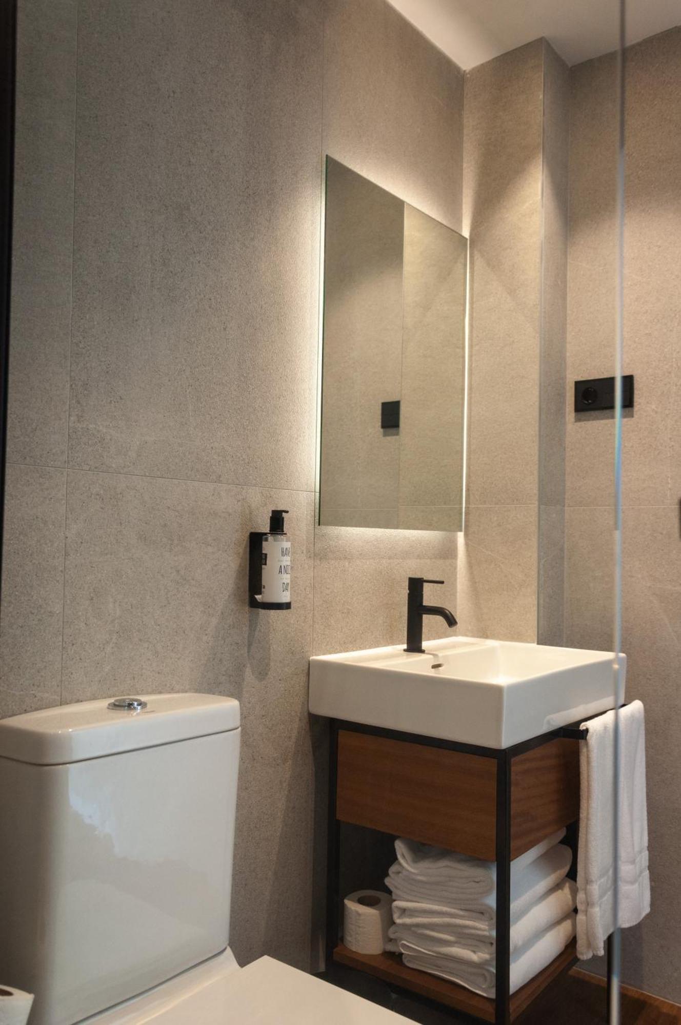 Apartamentos 2H Living Леон Екстериор снимка